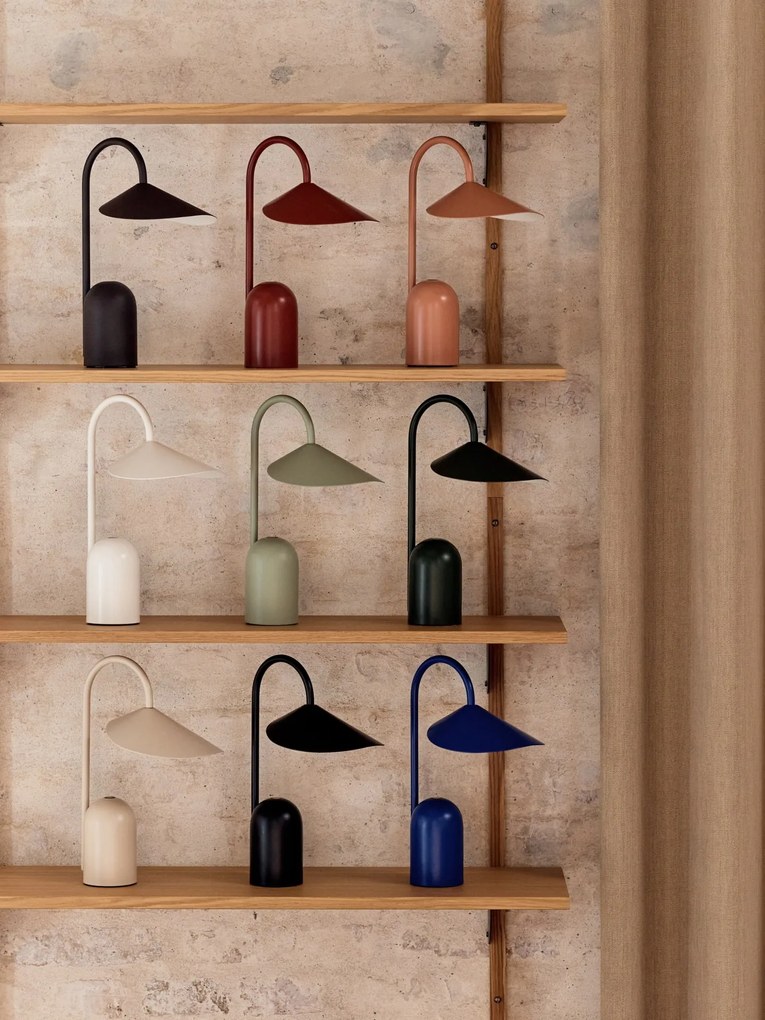 Ferm Living Stmievateľná LED lampa Arum Tea Green