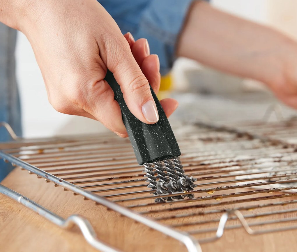 Kefa na čistenie rúry na pečenie so škrabkou