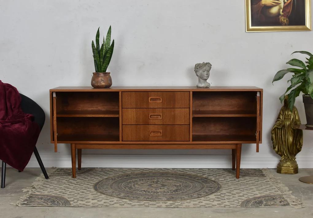 MOOD SELECTION Sideboard Delan ROZMER CM: Š-170 x H-40 cm x V-75 cm
