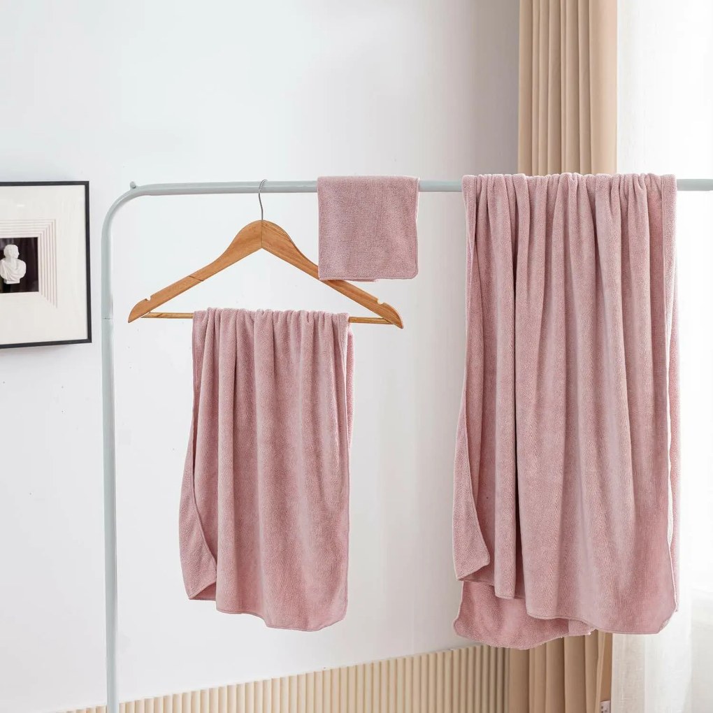 Rýchloschnúci uterák ACTIVE púdrový Rozmer: 80x180 cm