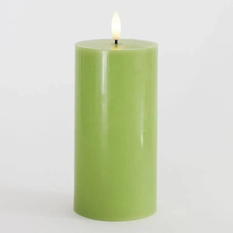 SIRIUS Vosková LED svíčka Sille, jablkově zelená, 7,5 x 15 cm