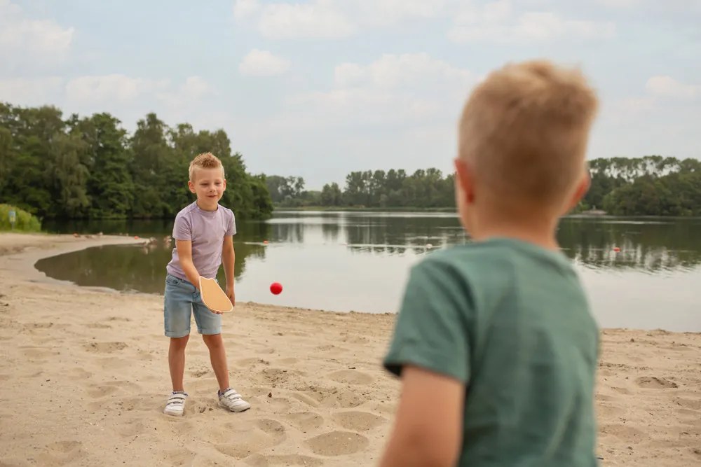 Paddle play - zručnostná hádzacia hra