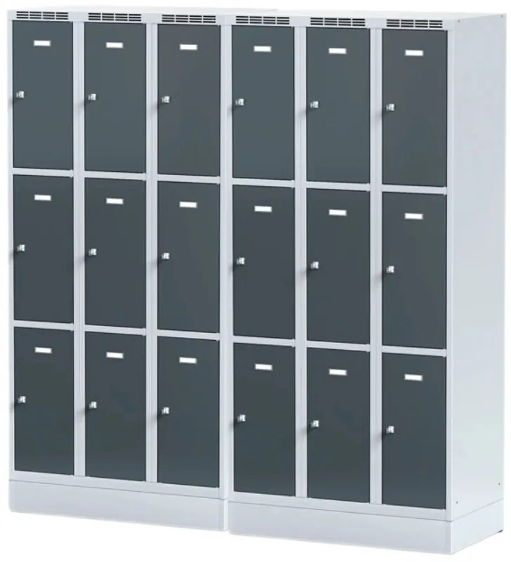 Šatníková skrinka S6 na sokli s úložnými boxami, 9 boxov, 1920 x 900 x 500 mm, otočný zámok, tmavosivé dvere