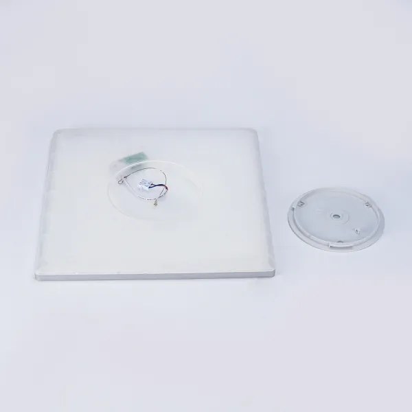 Brilagi - LED kúpeľňové stropné svietidlo ULTRA SLIM LED/24W/230V 42x42 cm strieborné IP54