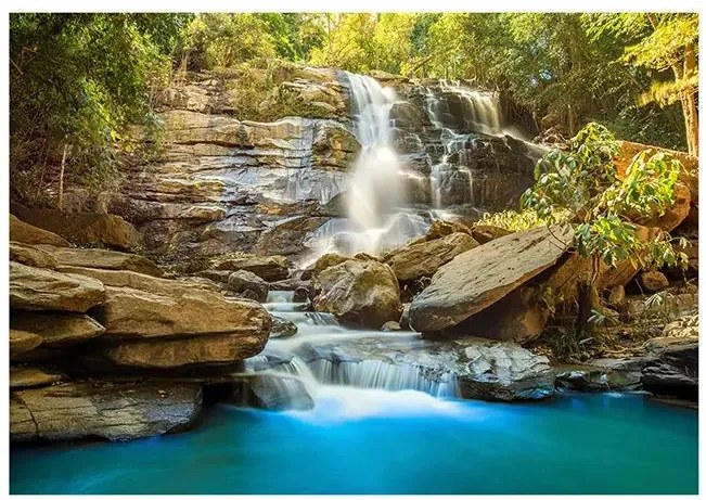 Fototapeta - Waterfall in Chiang Mai, Thailand Veľkosť: 147x105, Verzia: Samolepiaca