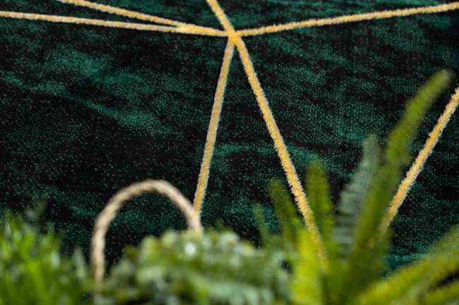 Koberec EMERALD exkluzívny 1022 glamour, styl geometrický, marmur  fľaškovo zelený / zlatý