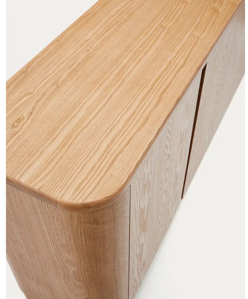 Komoda v dekore jaseňa v prírodnej farbe 200x79x40 cm Salaya – Kave Home