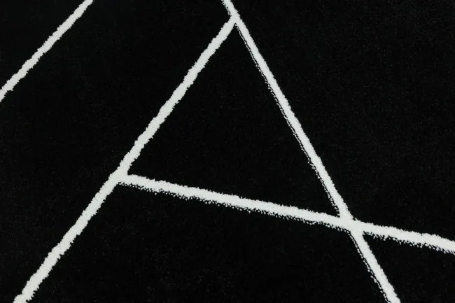 Koberec LIMA C877B čierny / biely