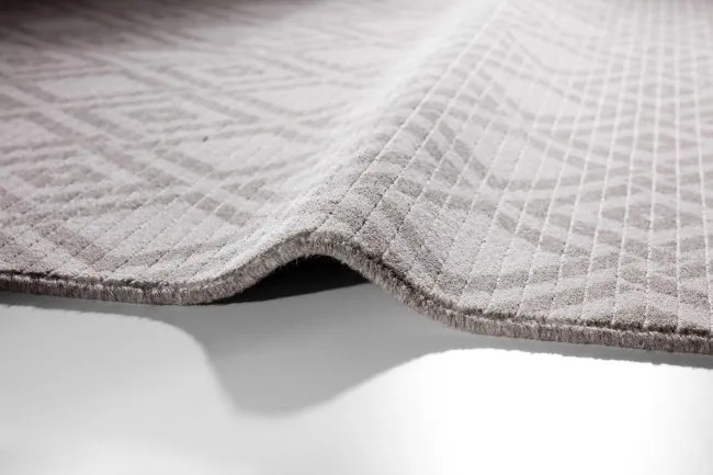 Koberec Agnella Noble Wiko svetlosivý