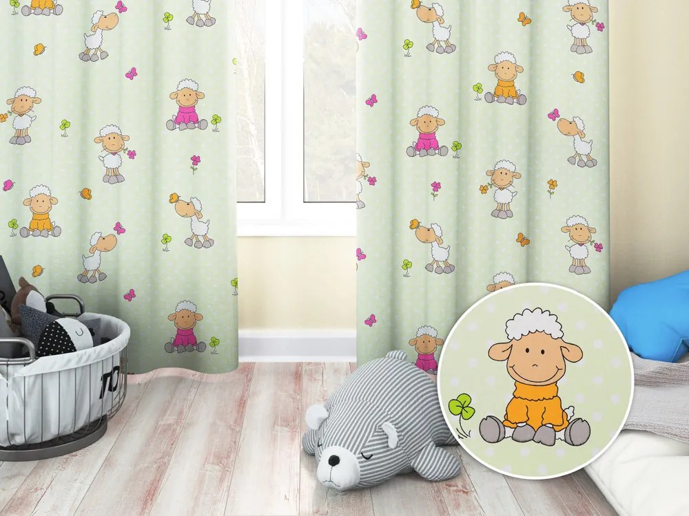 Biante Detský bavlnený záves Sandra SA-729 Veselé ovečky na svetlo zelenom bodkovanom 150x150 cm