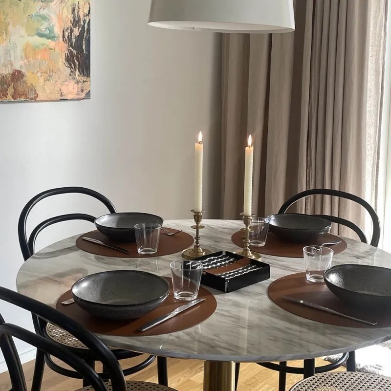 Okrúhle prestieranie, recyklovaná koža / hnedé