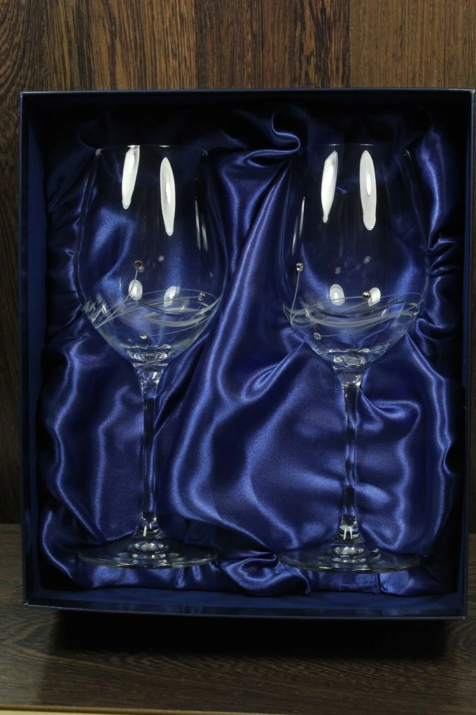 Svadobné poháre na červené víno so swarovski krištáľmi VZOR 13 (470 ml)