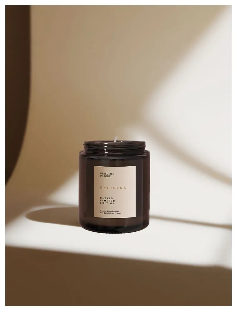 Vonná sójová sviečka doba horenia 40 h Slavic Edition: #09 Library – Perfumed Prague