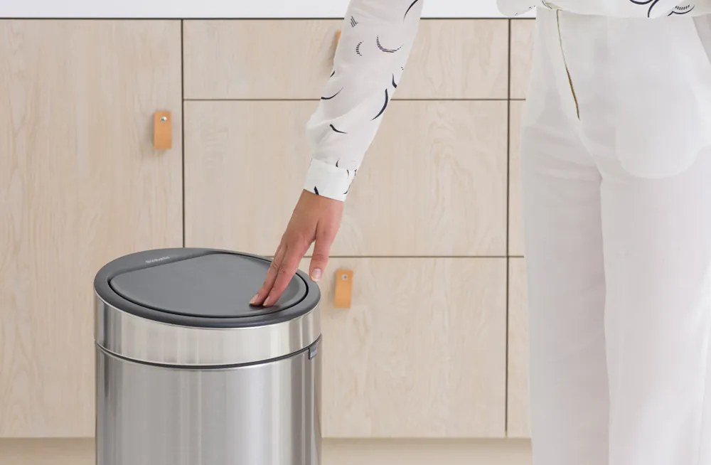 Brabantia Touch Bin NEW 30L béžová