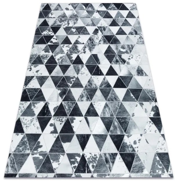 Koberec PATCHWORK 21722 sivý - imitácia kože krava, trojuholníky
