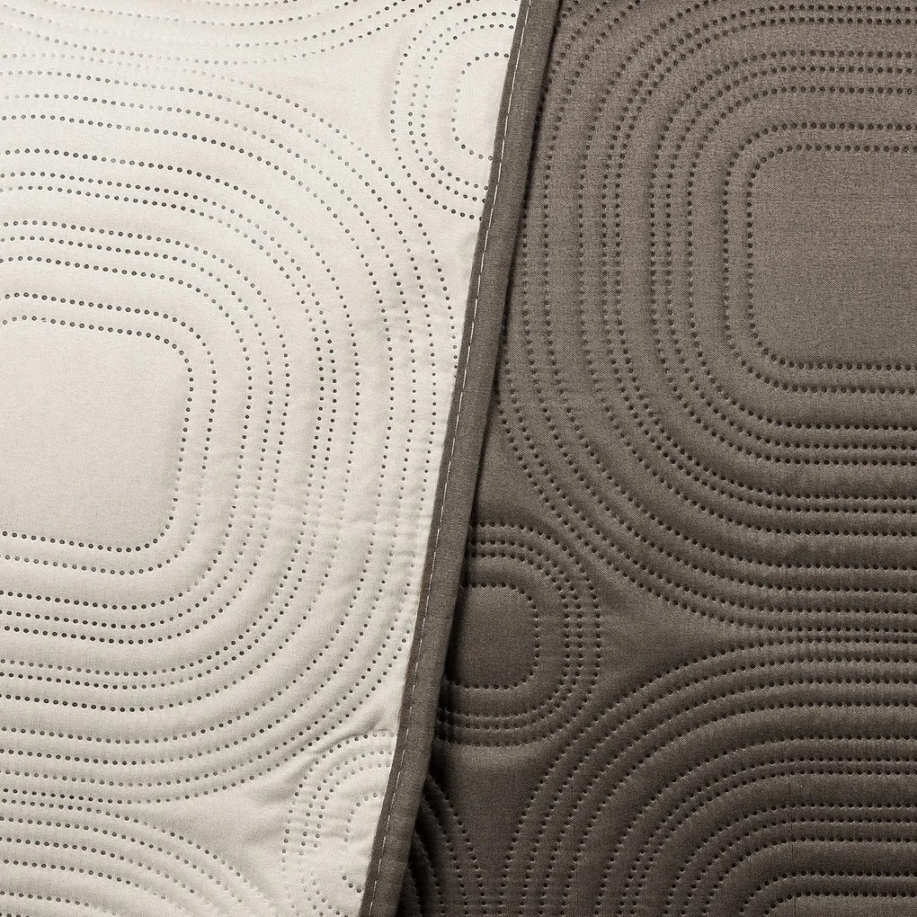 4Home Prehoz na posteľ Doubleface hnedá/béžová, 220 x 240 cm, 2x 40 x 40 cm