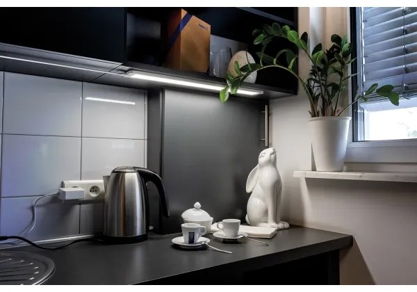 Kanlux 38120 - LED Stmievateľné osvetlenie nábytku so senzorom DAXA LED/9W/24V