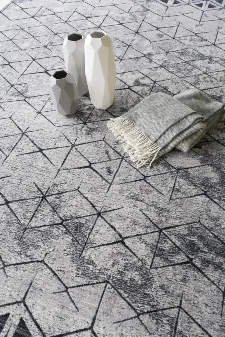 Koberec Agnella Agnus Bateja svetlosivý