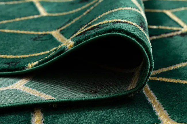 Koberec EMERALD exkluzívny 1014 glamour, styl kocka fľaškovo zelený / zlatý