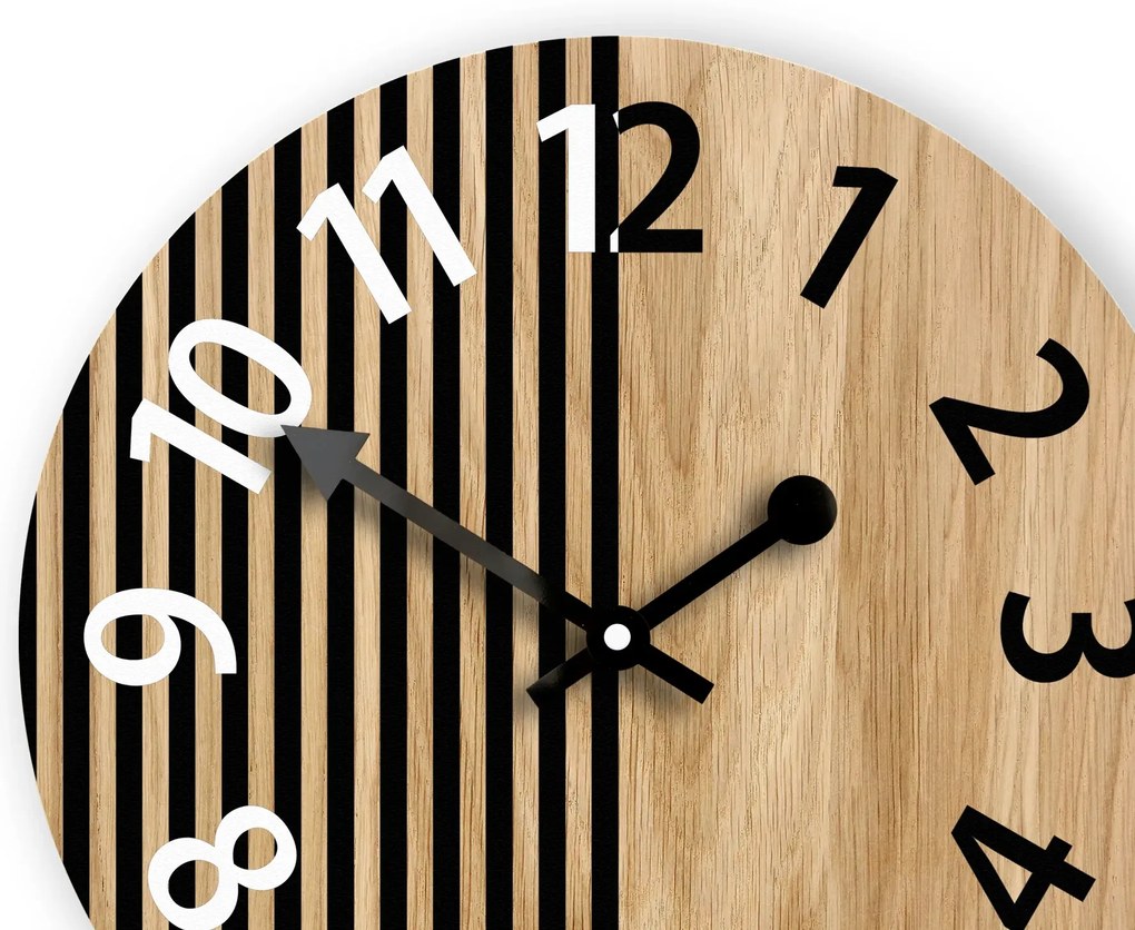 Dřevěné nástěnné hodiny Nepal 33 cm dub přírodní/černé