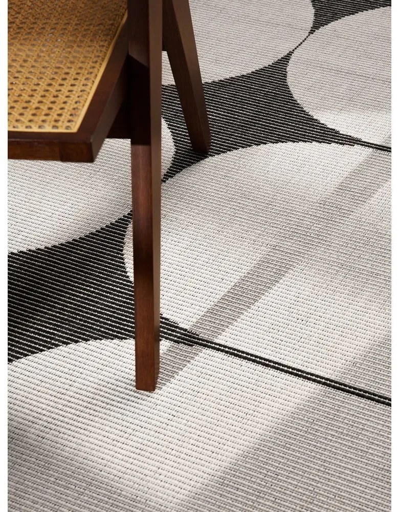 Čierno-biely vnútorný a vonkajší koberec 160x230 cm Duet Bowen – NORTHRUGS