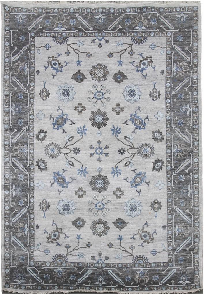 Diamond Carpets koberce Ručně vázaný kusový koberec Diamond DC-USHAK silver/black - 365x550 cm