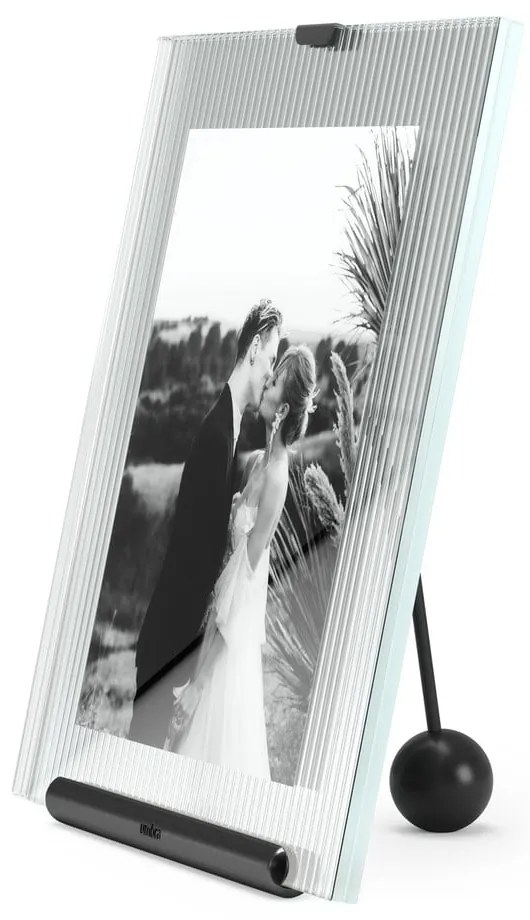 Čierny sklenený stojací rámček 19x23 cm Flute – Umbra