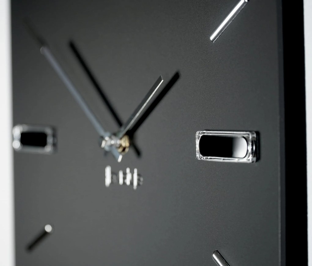 Dekorstudio Nástenné hodiny BRILLIANT čierno-strieborné