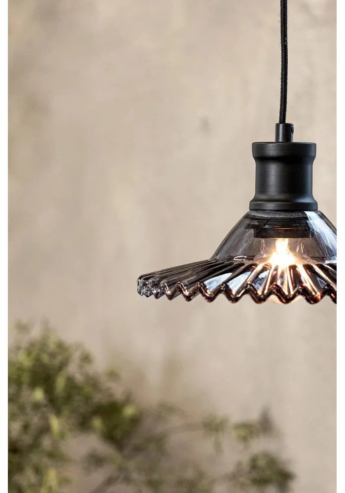 Čierne závesné svietidlo so skleneným tienidlom ø 21,5 cm Novia – Markslöjd