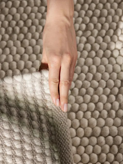 Koberec Ted Baker Richmond Diana naturálny / biely