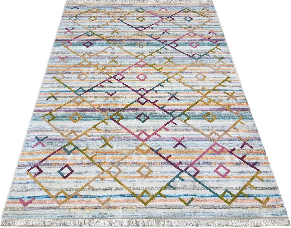 Luxusný krémovo biely koberec s farebným vzorom