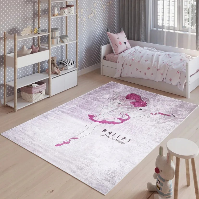 Detský koberec s ružovou baletkou Šírka: 120 cm | Dĺžka: 170 cm