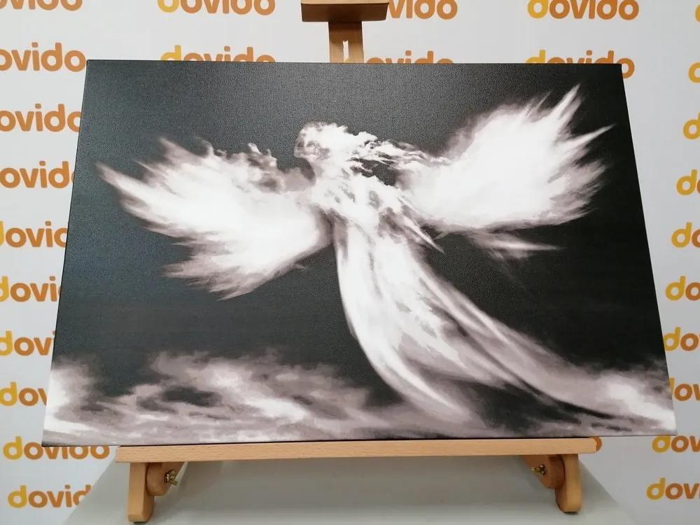 Obraz podoba anjela v oblakoch v čiernobielom prevedení - 120x80
