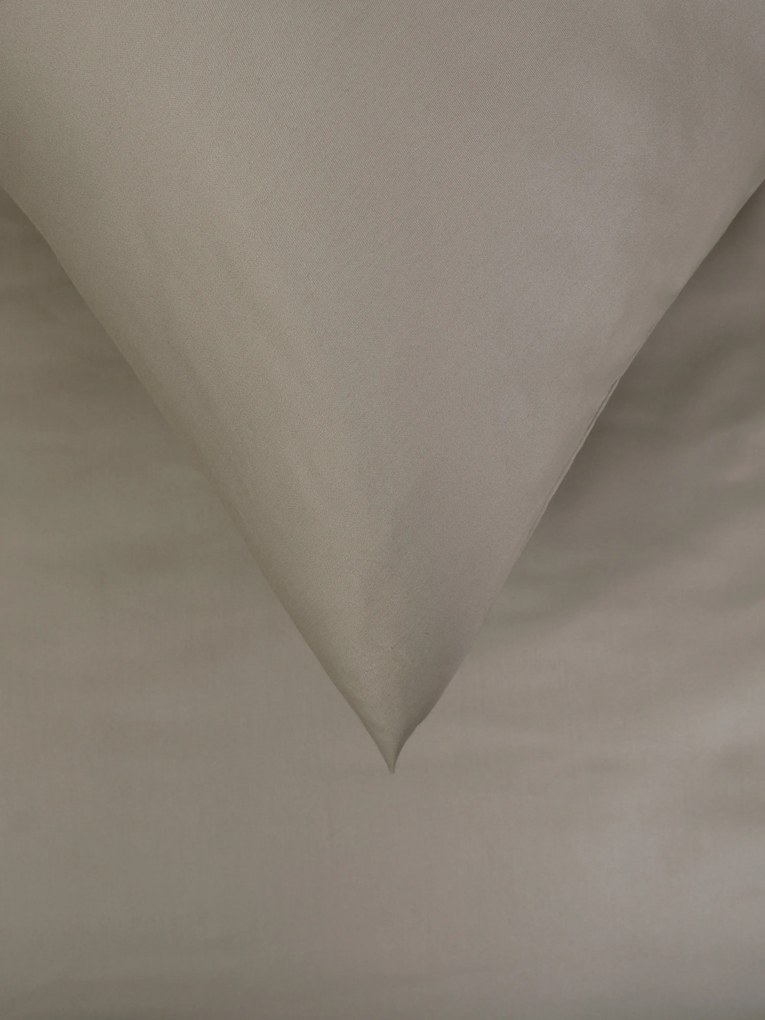 Saténová obliečka na vankúš 50 x 50 cm - Diana šedohnedá