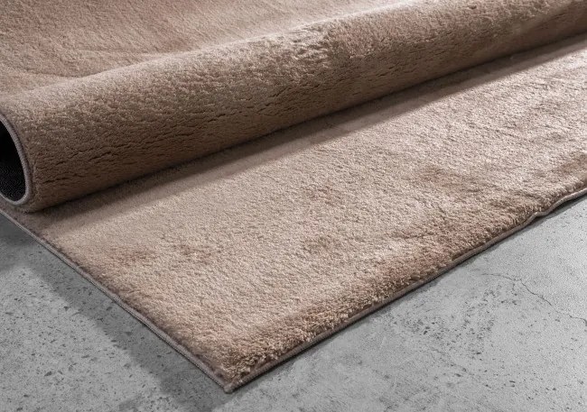 Protišmykový koberec MELLOW tmavobéžový