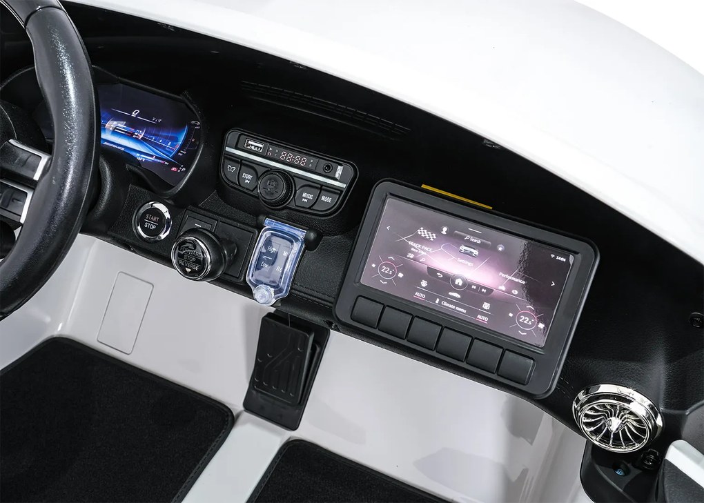 Ramiz Mercedes-Benz GT63 AMG elektrické autíčko pre deti biele