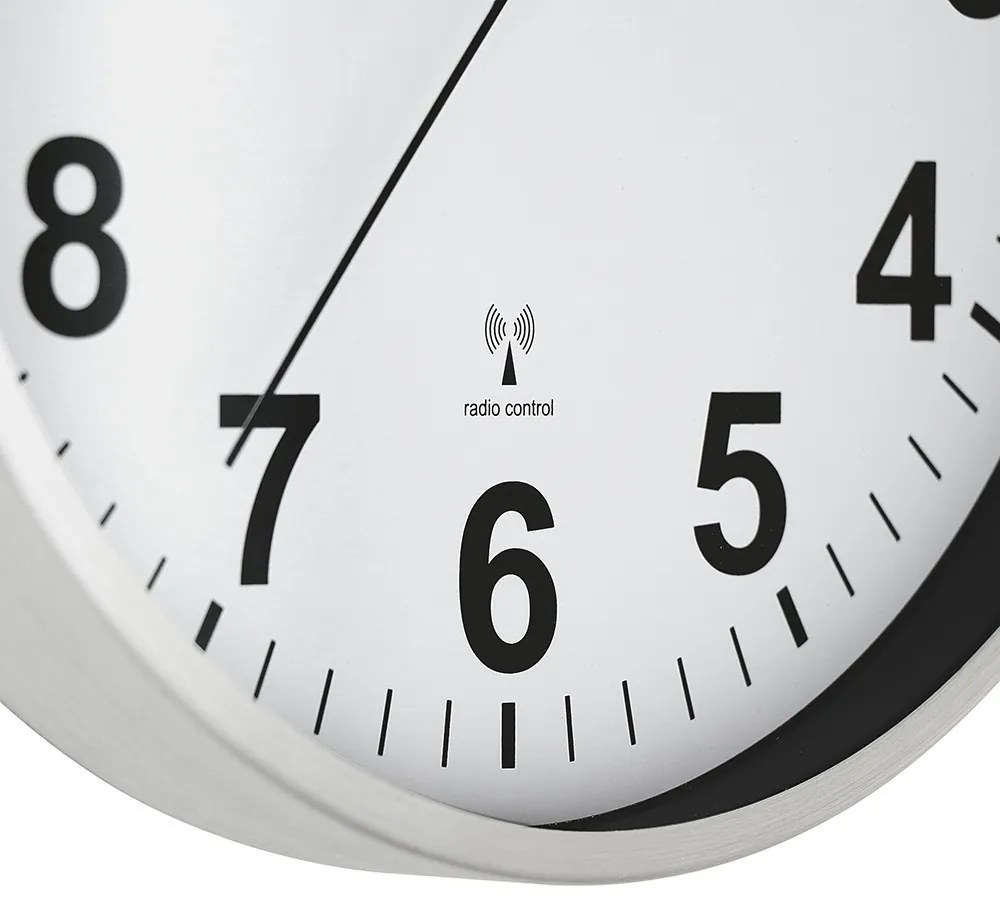 Kovové hodiny strieborné PRIM Radio Control ∅ 303 × 45 mm