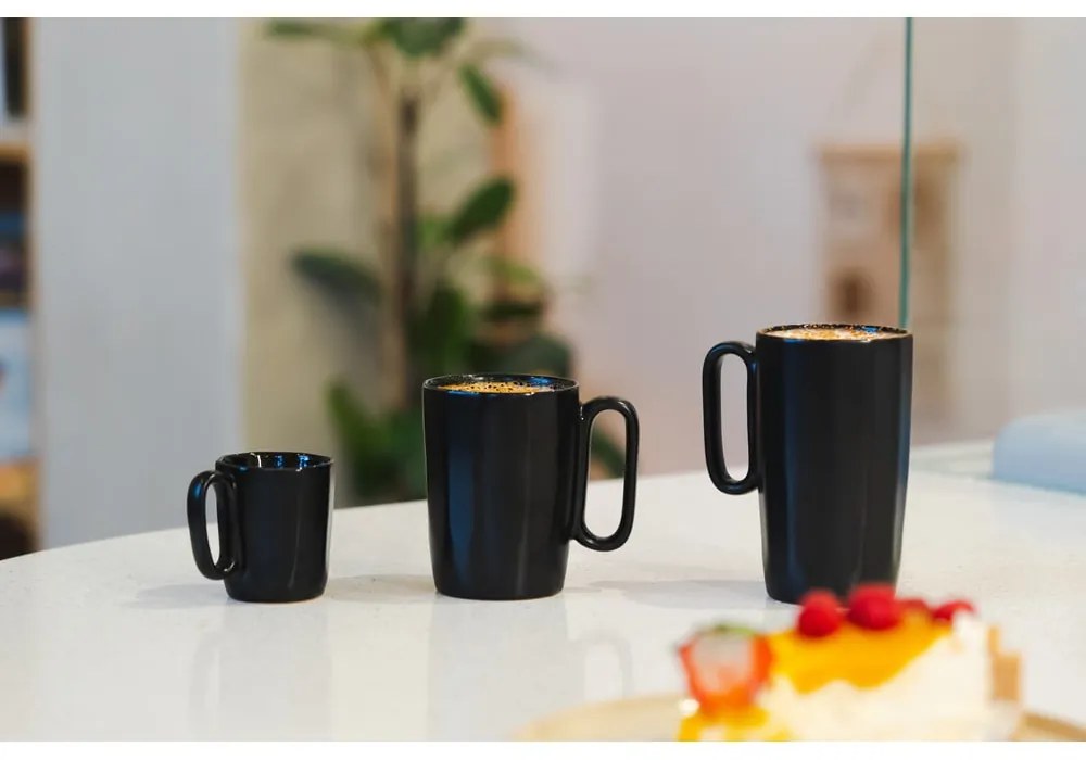 Čierne hrnčeky na espresso z kameniny v súprave 2 ks 80 ml Fuori – Vialli Design