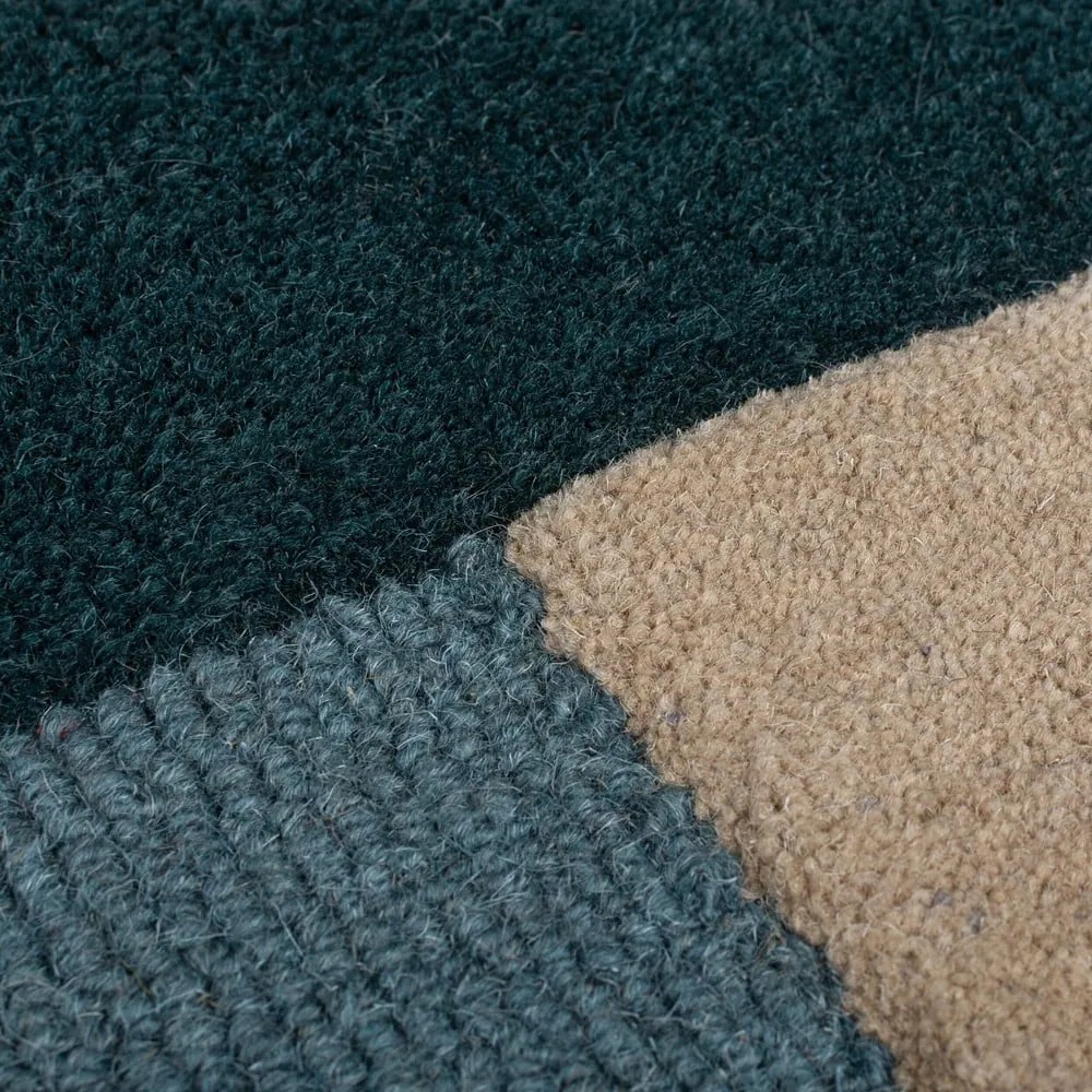 Tmavozelený ručne tkaný vlnený koberec 120x180 cm Labyrinth Shaped – Flair Rugs