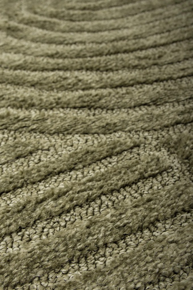 Koberec Boston 8025 OLIVE rozmery koberec: 100x150 cm