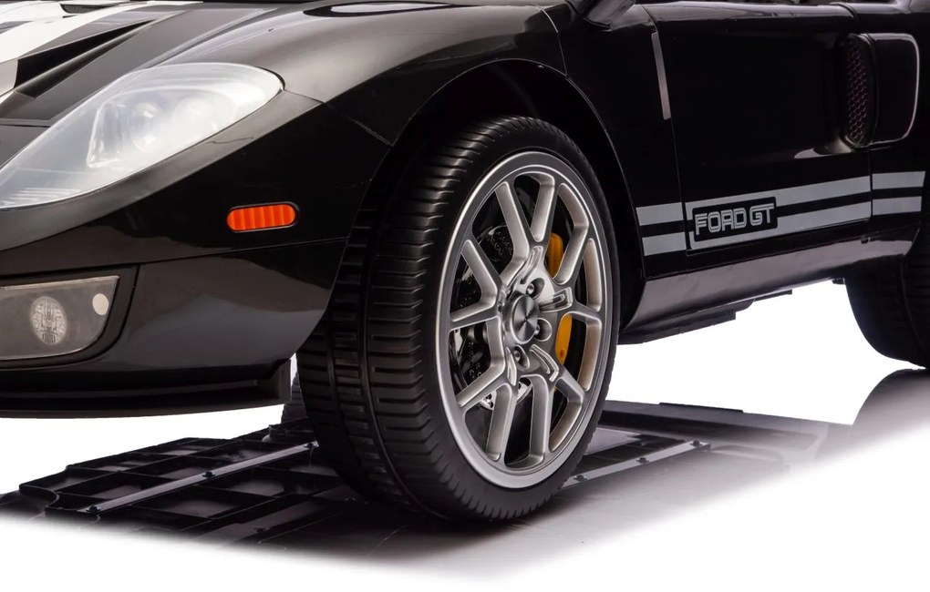 Elektrické autíčko pre deti Ford GT čierne