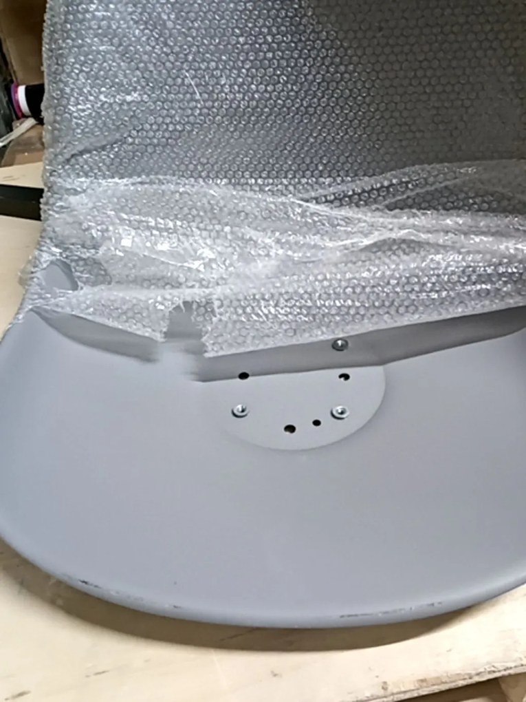 AKCIA Svetlosivá stolička BALI MARK s čiernymi nohami II. akosť