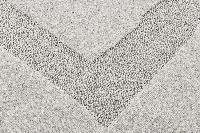 Koberec Agnella Morphic Rocca svetlosivý