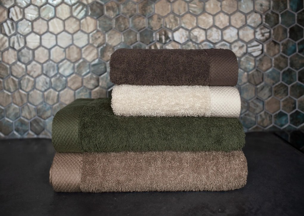 Bavlněný froté ručník BOHO 70x140 cm hnědý