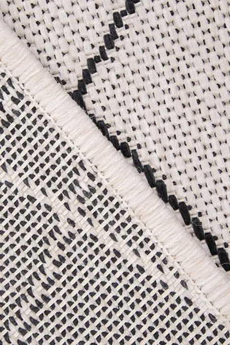 Koberec LINEO A256/9H01