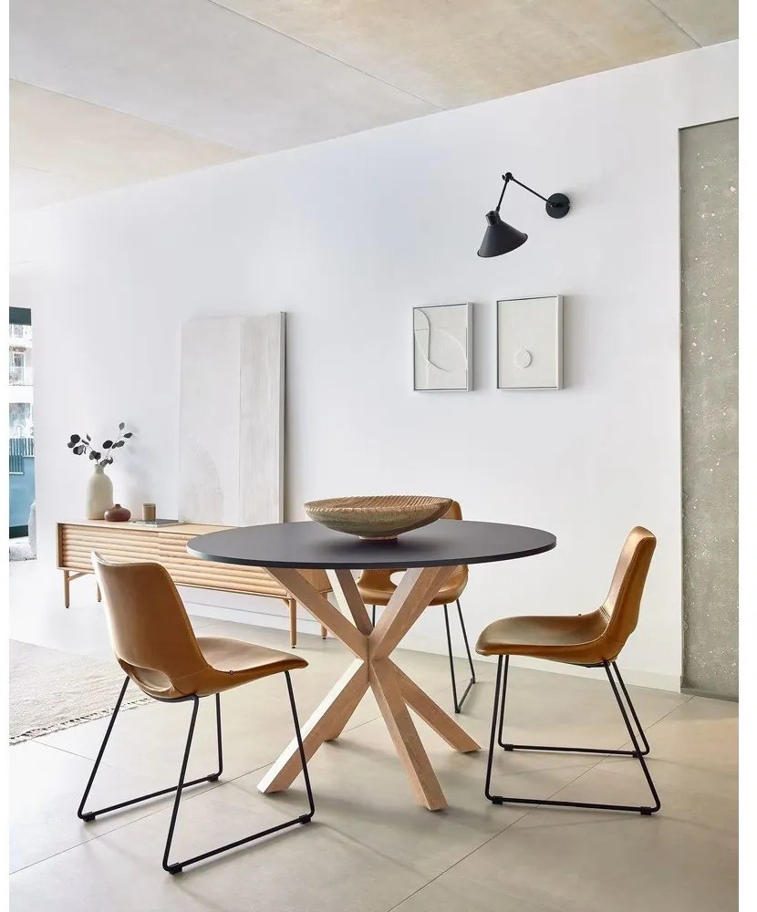 Hnedá jedálenská stolička Kave Home Zahara