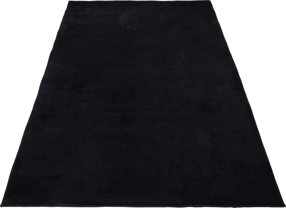 Koberec Plush BLACK rozmery koberec: 60x100 cm