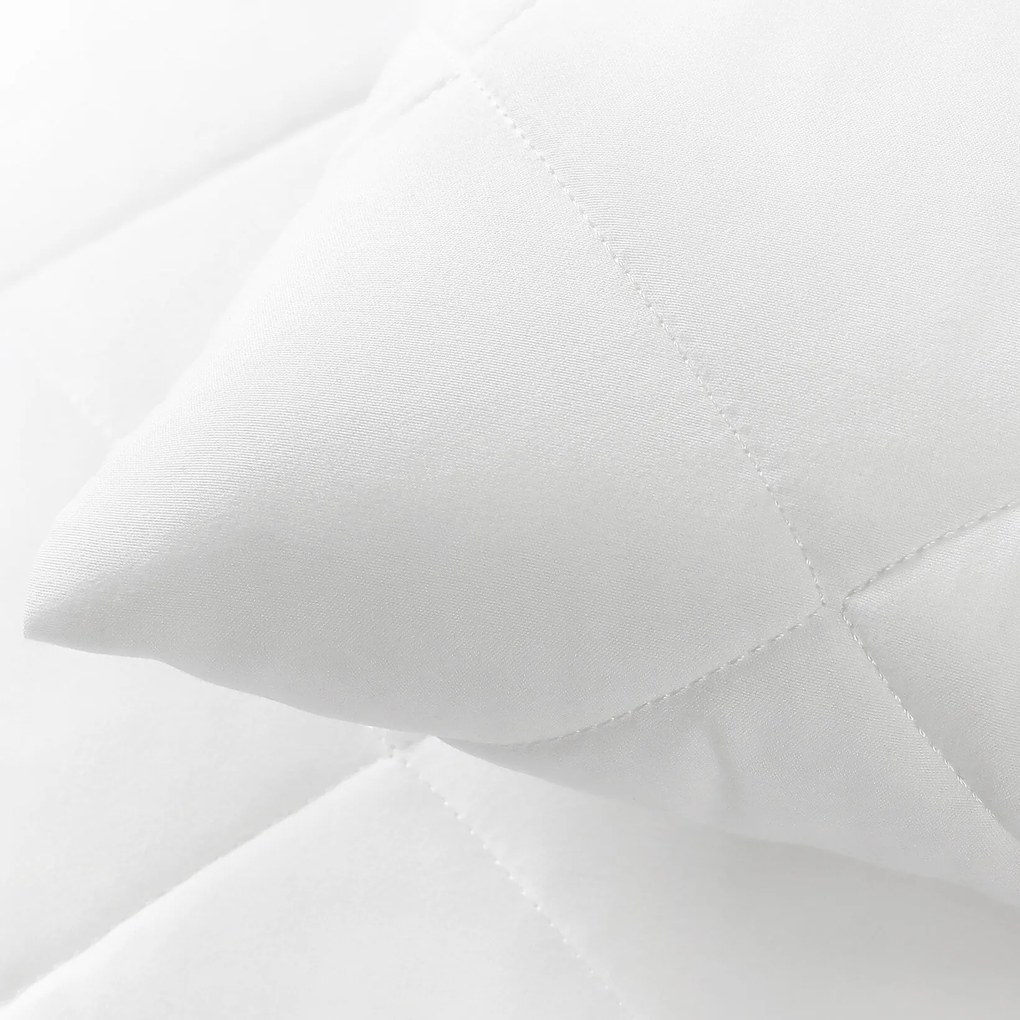 Goldea prešívaný vankúš comfort - 50 x 70 cm 50 x 70 cm