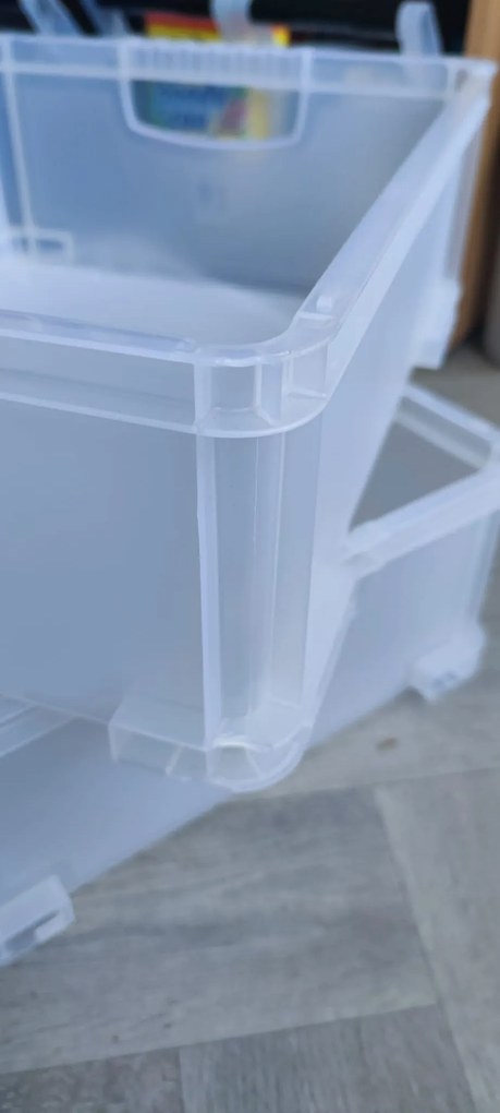 CURVER 2. akosť - Úložný box, rovná plastová debnička, stohovateľný AURORA - 44 x 35 x 16 (19L)