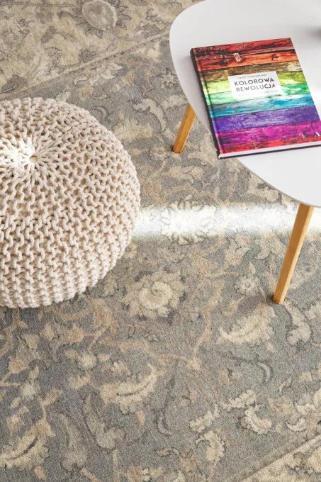 Koberec Agnella Agnus Hetman sivý